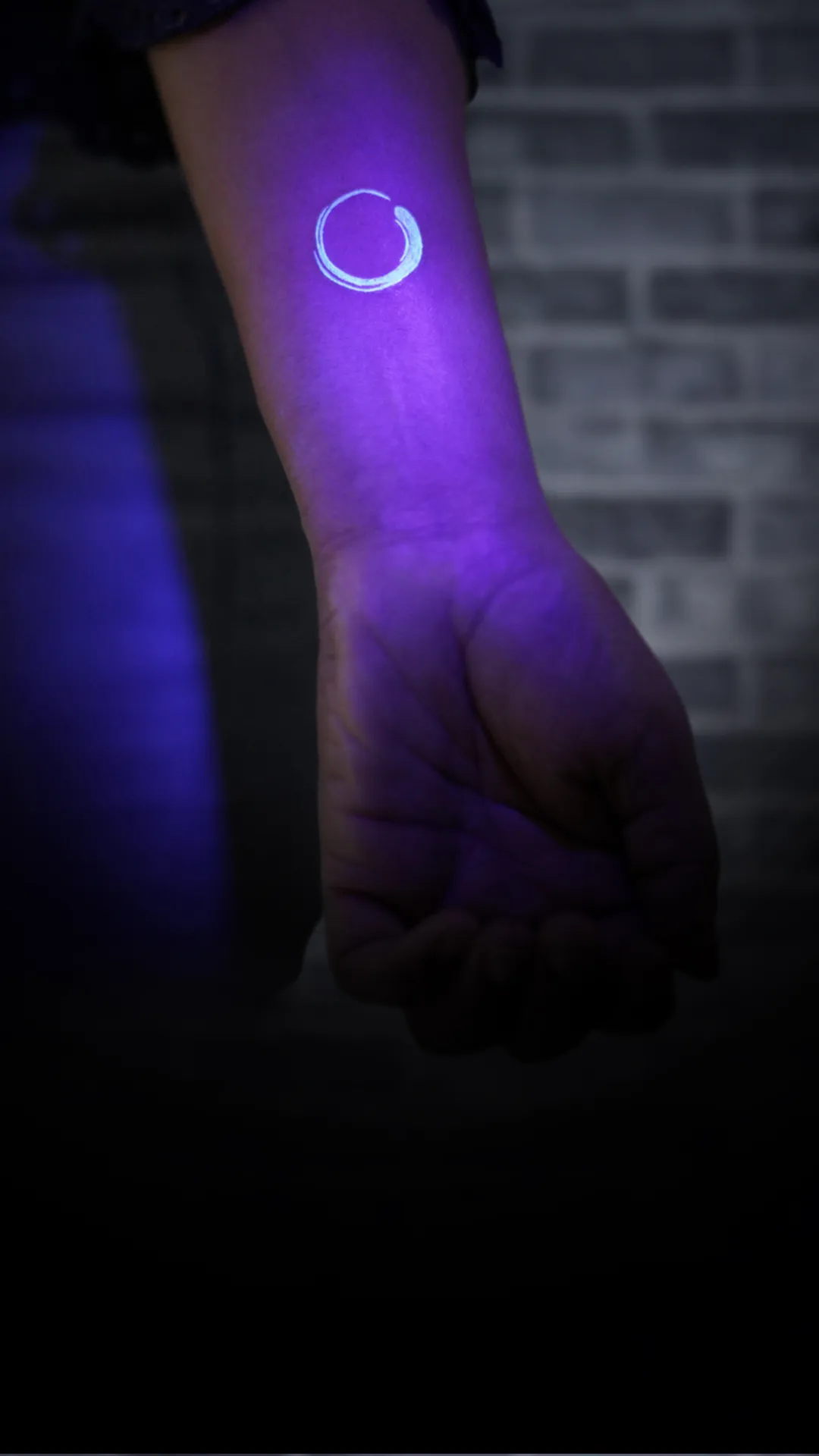 UV Tattoos by Kingleo Tattooz