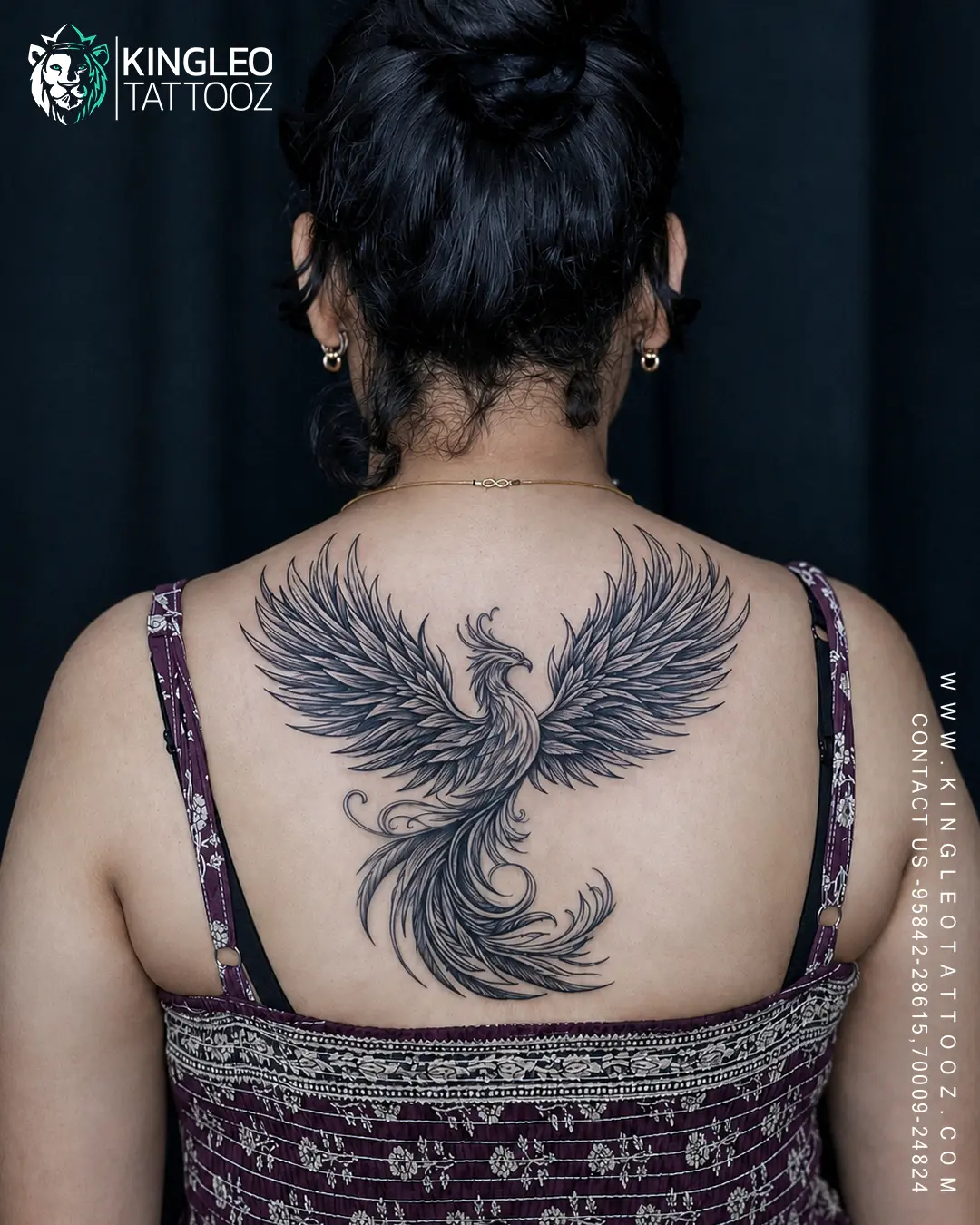 A Kingleo Tattooz client during their tattoo session