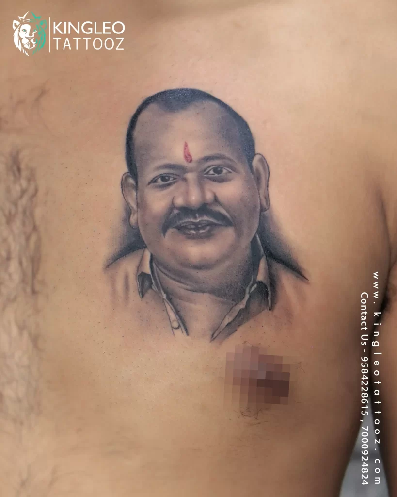 Mom dad 3d face tattoo ❤️❤️ Ye tattoo karane ke liye mere pass aurngabad se  client aya tha usake mom dad ka anniversary 1 din b... | Instagram